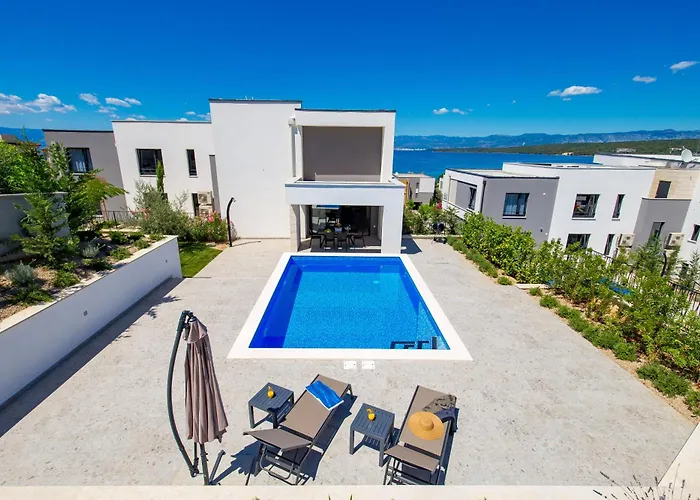 Hadrie Luxury And Rova Apartment Malinska