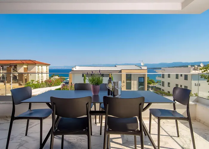 Hadrie Luxury And Rova Apartment