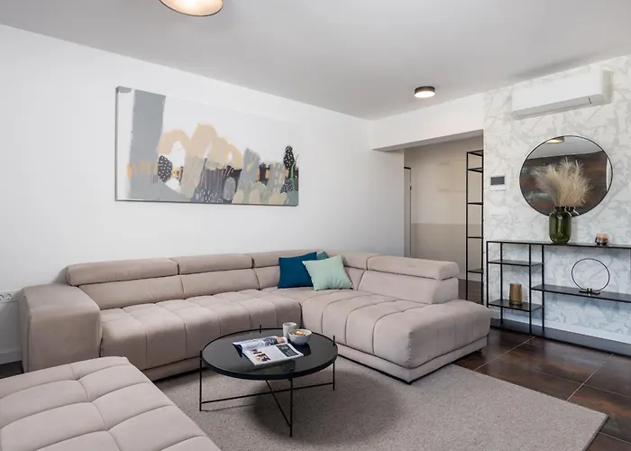 Apartment Hadrie Luxury And Rova *