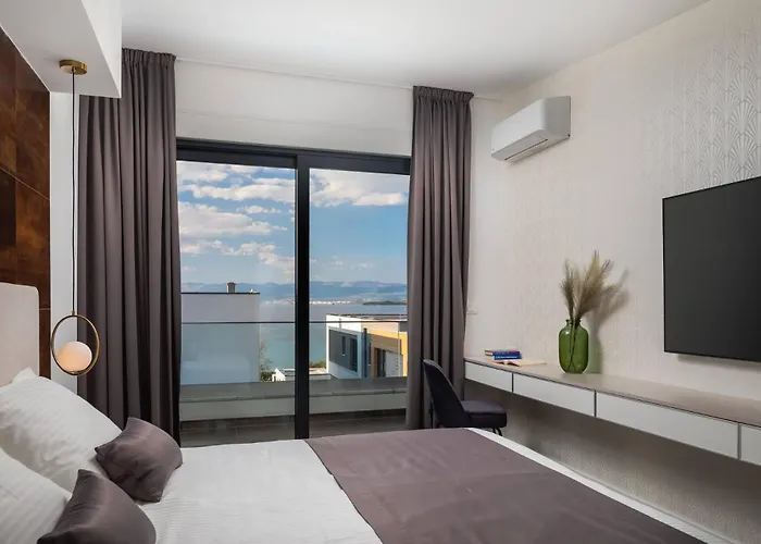 Hadrie Luxury And Rova Apartment