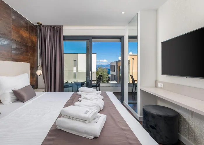 Apartment Hadrie Luxury And Rova Malinska