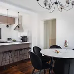 Апартаменты Hadrie Luxury And Rova