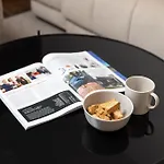 Апартаменты Hadrie Luxury And Rova *