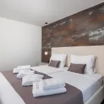 Hadrie Luxury And Rova Апартаменты Малинска