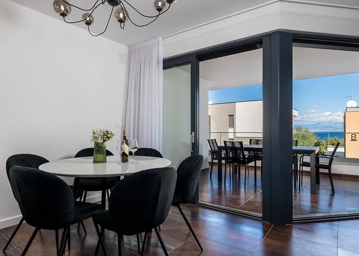 Hadrie Luxury And Rova Apartamento *