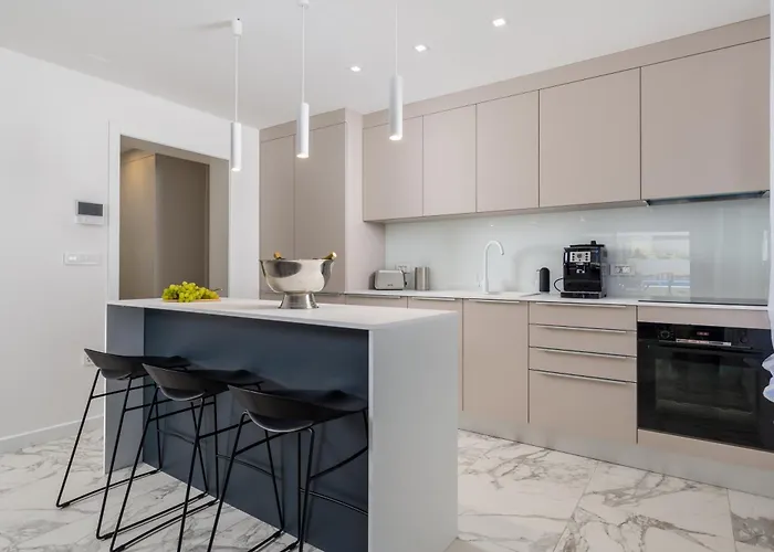 Hadrie Luxury And Rova Apartamento