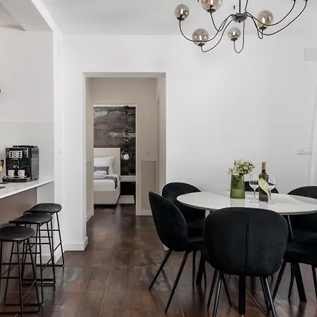 아파트 Hadrie Luxury And Rova